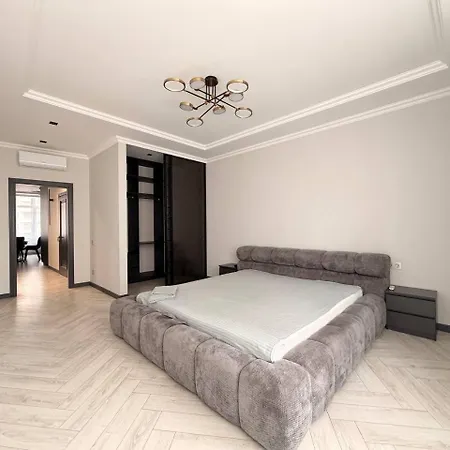 Kamanina Luxury *